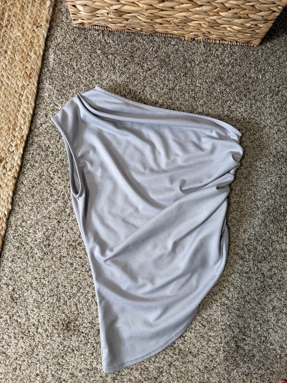 3 for $9 One shoulder, asymmetric grey top L 2976